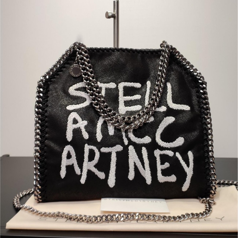 Stella McCartney Black Shoulder Bag with White Graffiti Logo - Picture 5 of 9